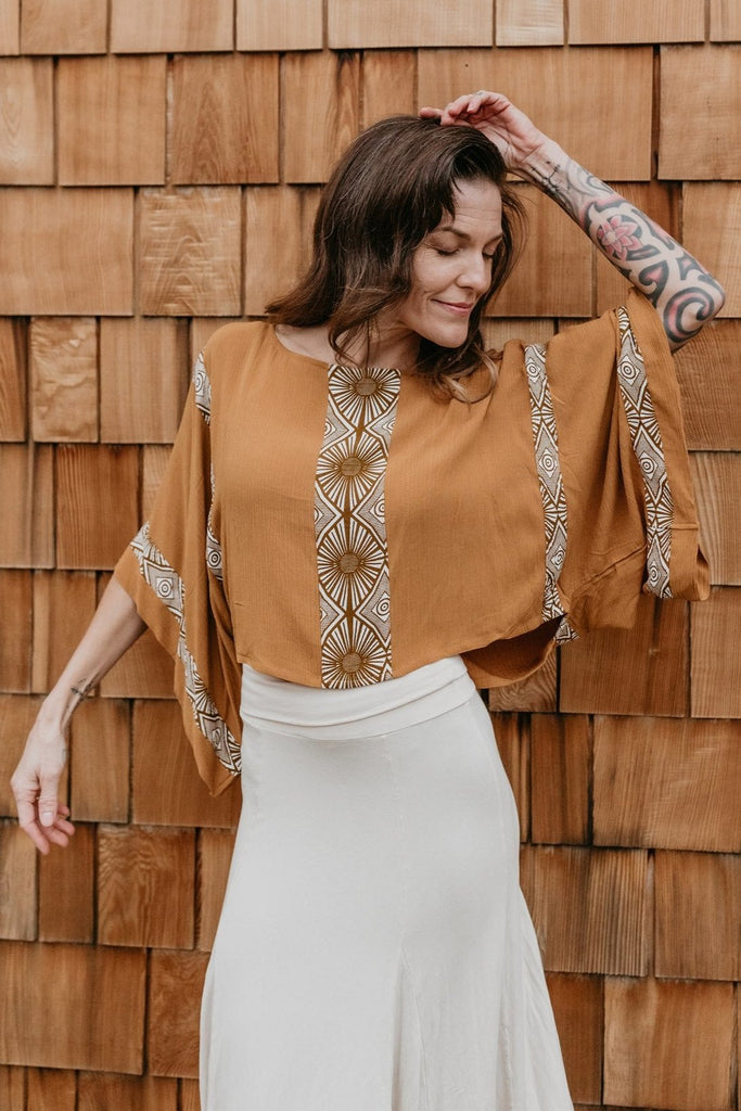 Elegant Shrug - Gold