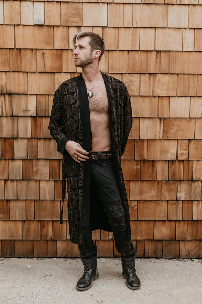 Smokin' Robe - Black w/ Diamond Deco Tan – The Phoenix Rose