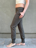 women's bamboo spandex forest green jogger pants with two front pockets #color_forest